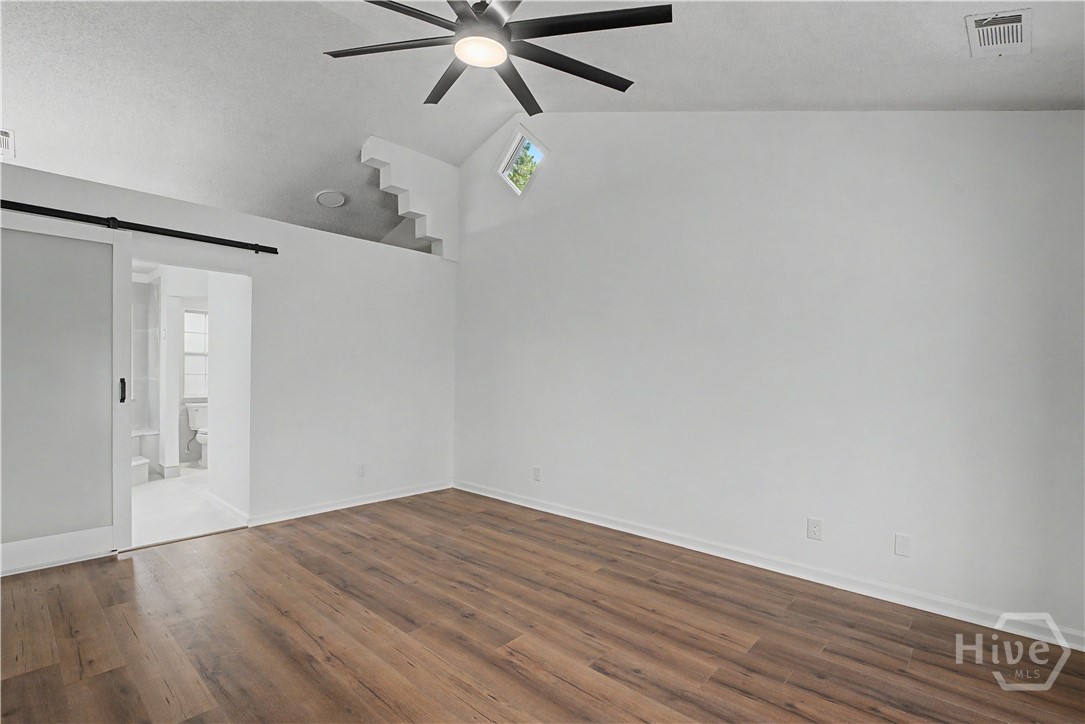 12 Cove Court Property Photo 17