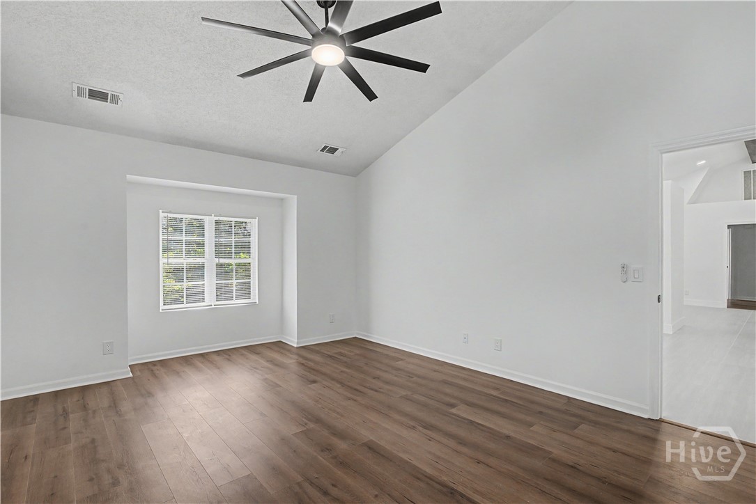 12 Cove Court Property Photo 18