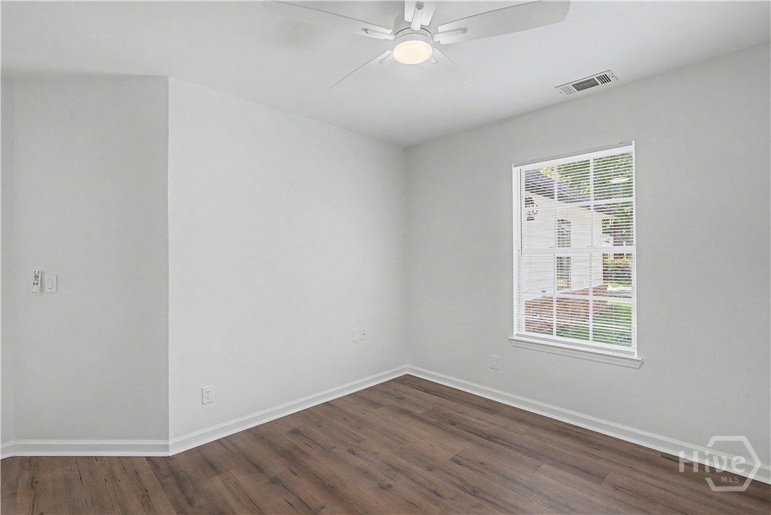12 Cove Court Property Photo 35