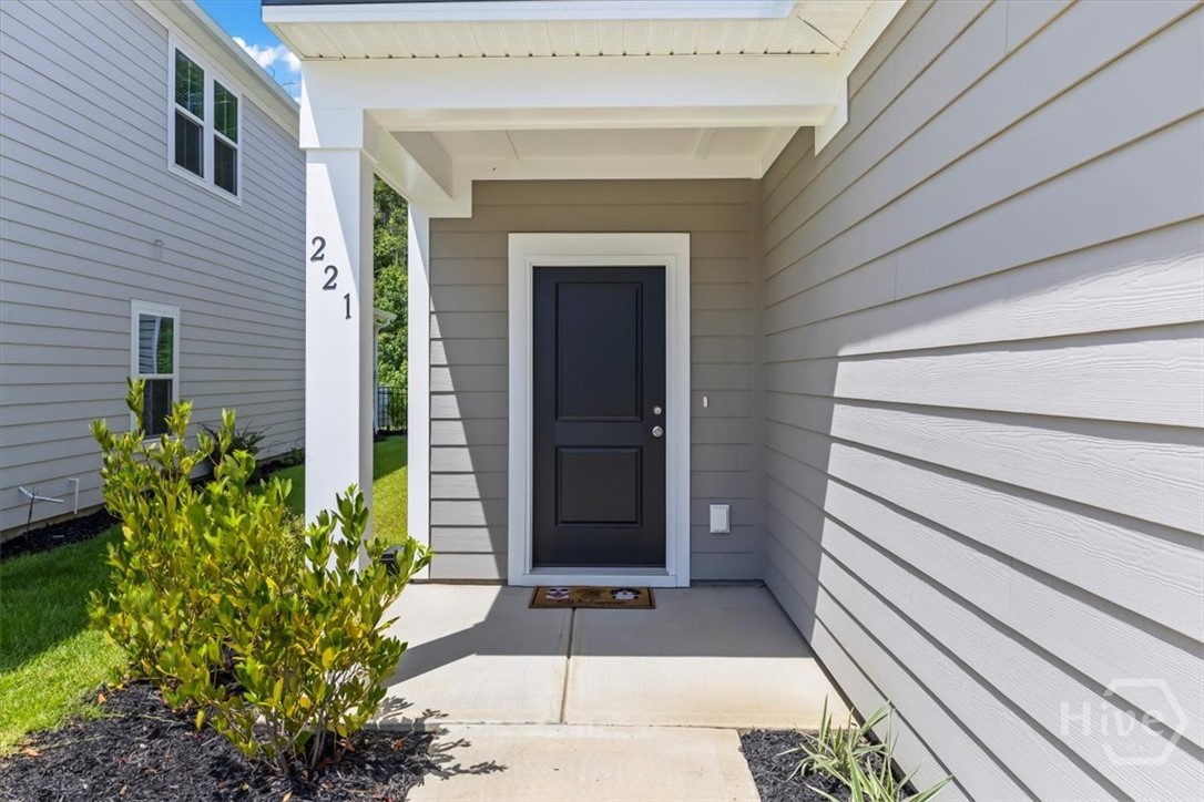 221 Bircholt Grove Property Photo 4
