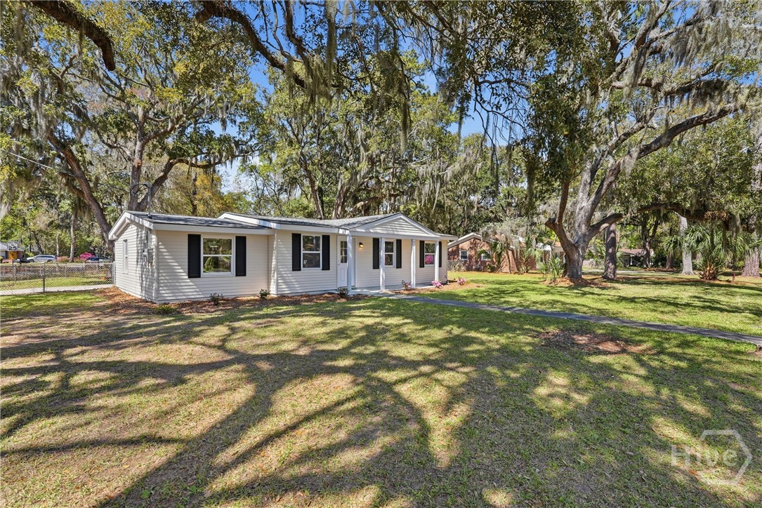 821 Walthour Road Property Photo 3