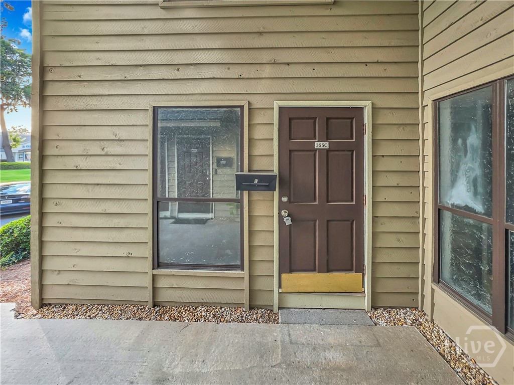 355 Commerce Place C Property Photo 6
