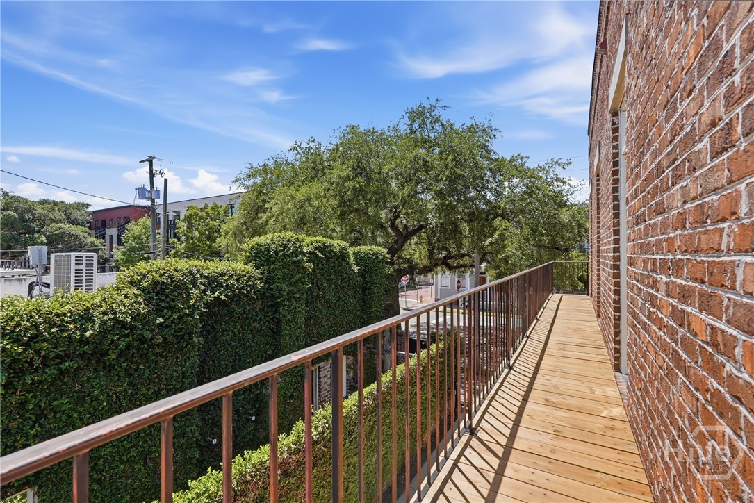 464 Montgomery Street Property Photo 31