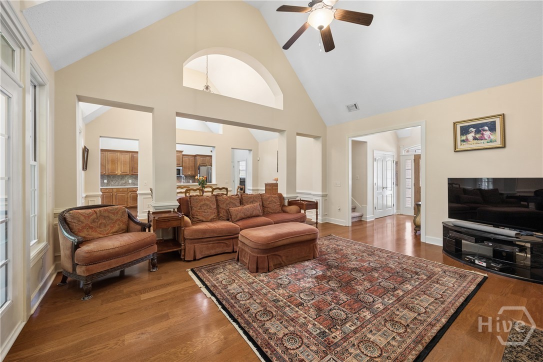 6 Misty Marsh Court Property Photo 9