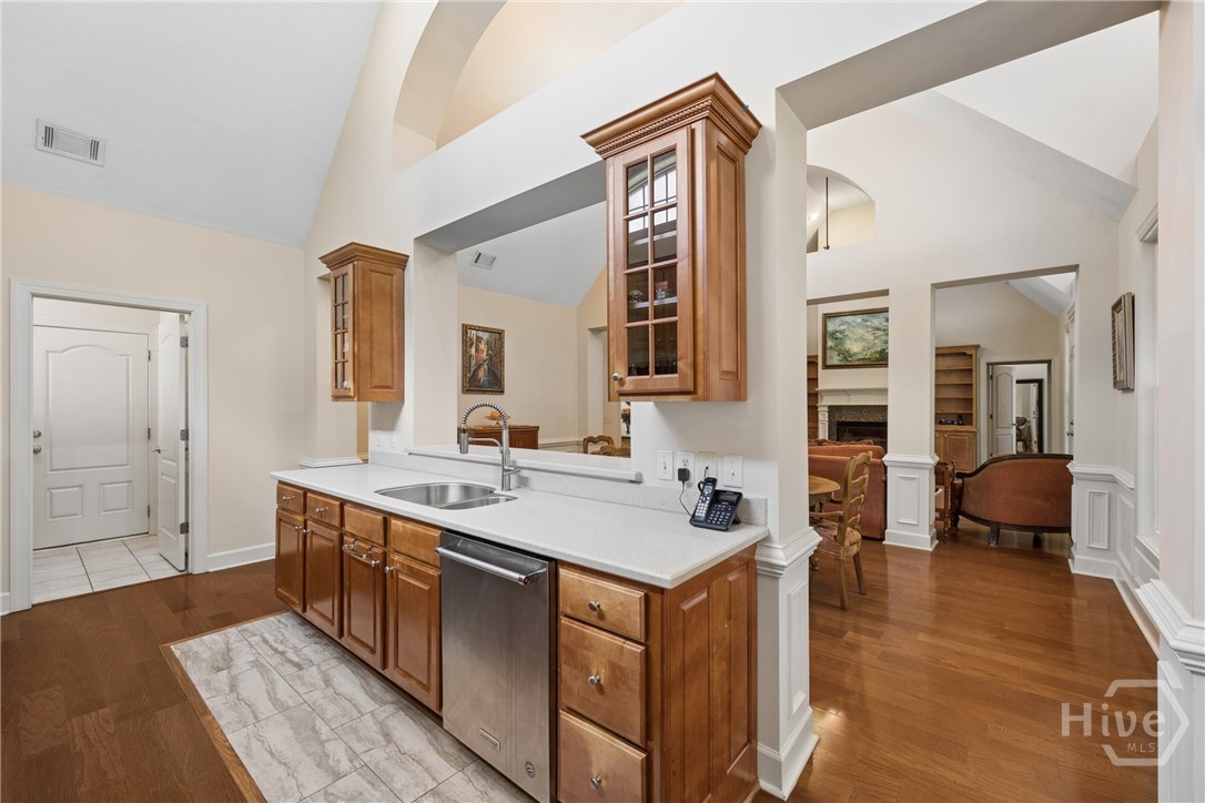 6 Misty Marsh Court Property Photo 18