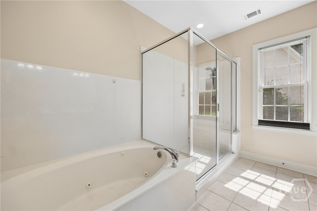 6 Misty Marsh Court Property Photo 25