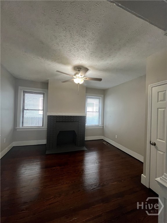 611 E 37th Street Property Photo 6