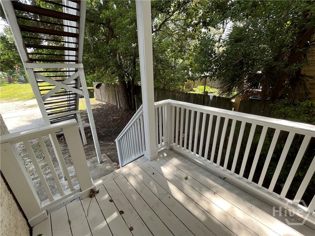 825 E Henry Street A Property Photo 2