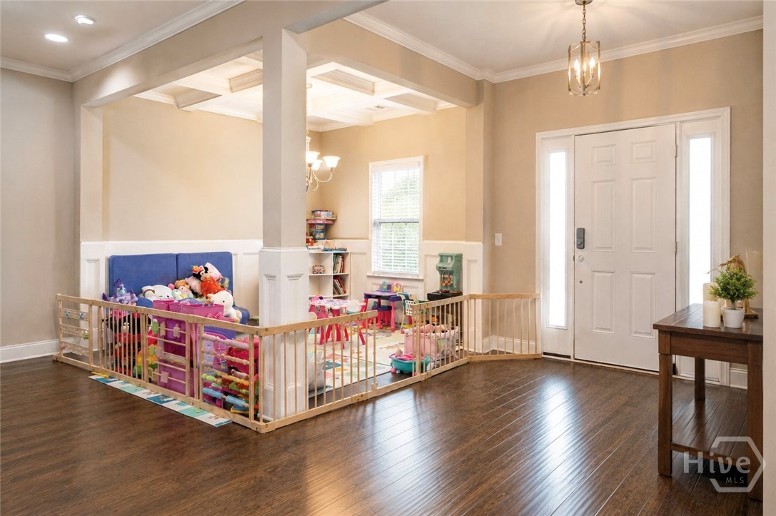 144 Sapphire Circle Property Photo 4