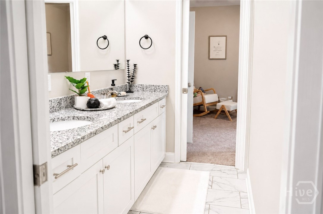 144 Sapphire Circle Property Photo 15