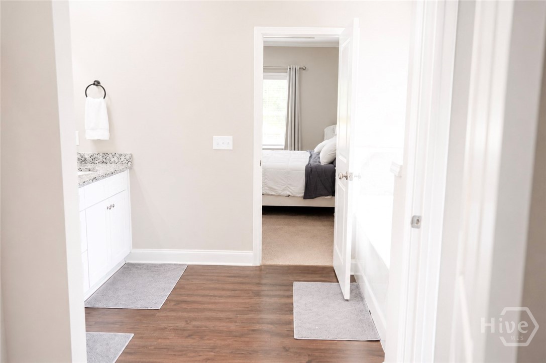 144 Sapphire Circle Property Photo 26