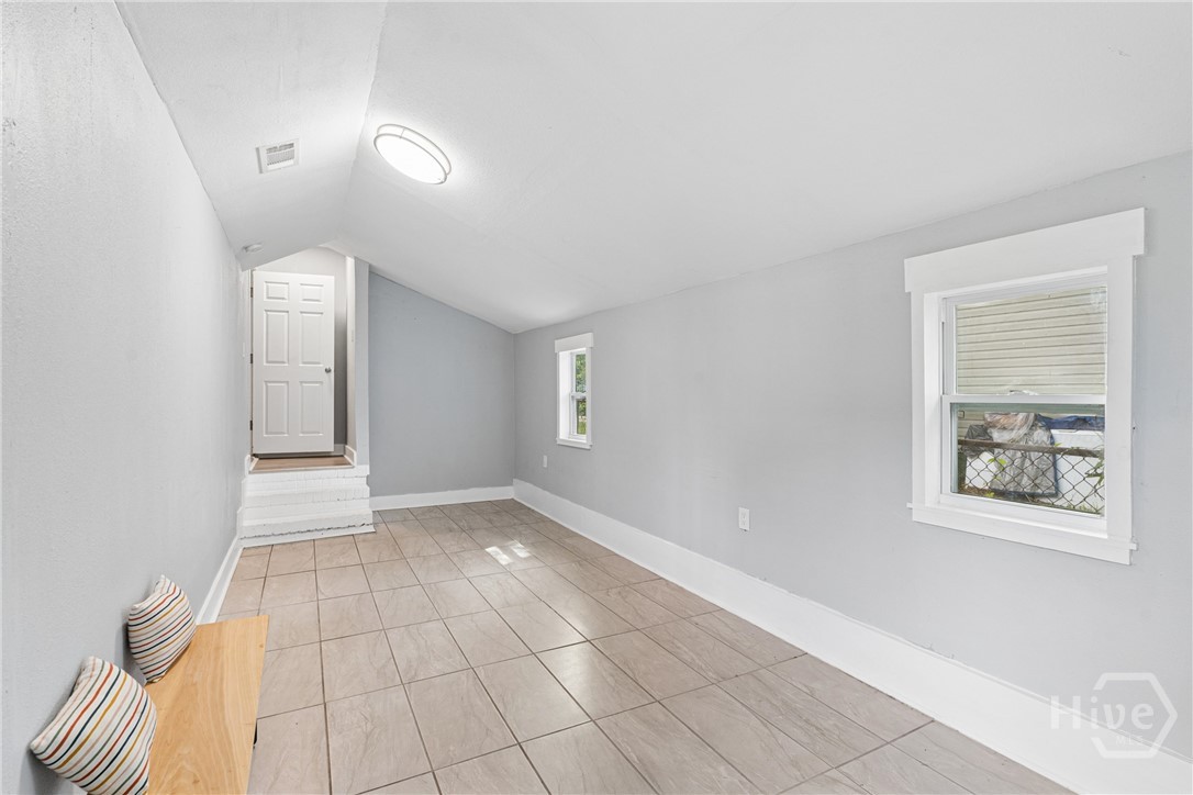 1406 E 34th Street Property Photo 29