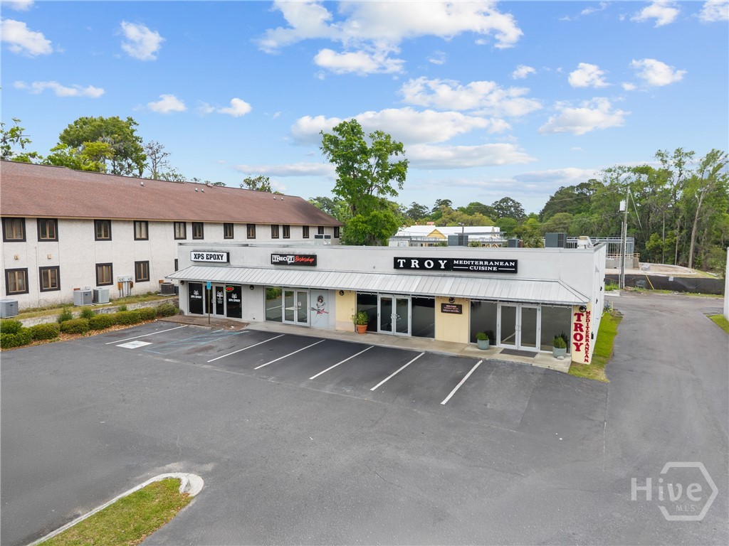 10510 Abercorn Street B Property Photo 15