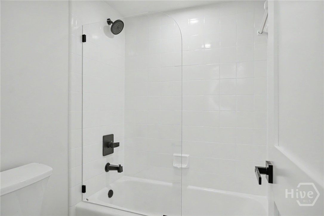 6 Hardwicke Lane Property Photo 40