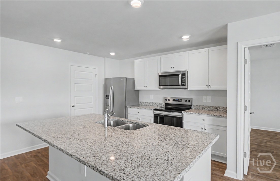 44 Autumns Wood Drive Property Photo 3