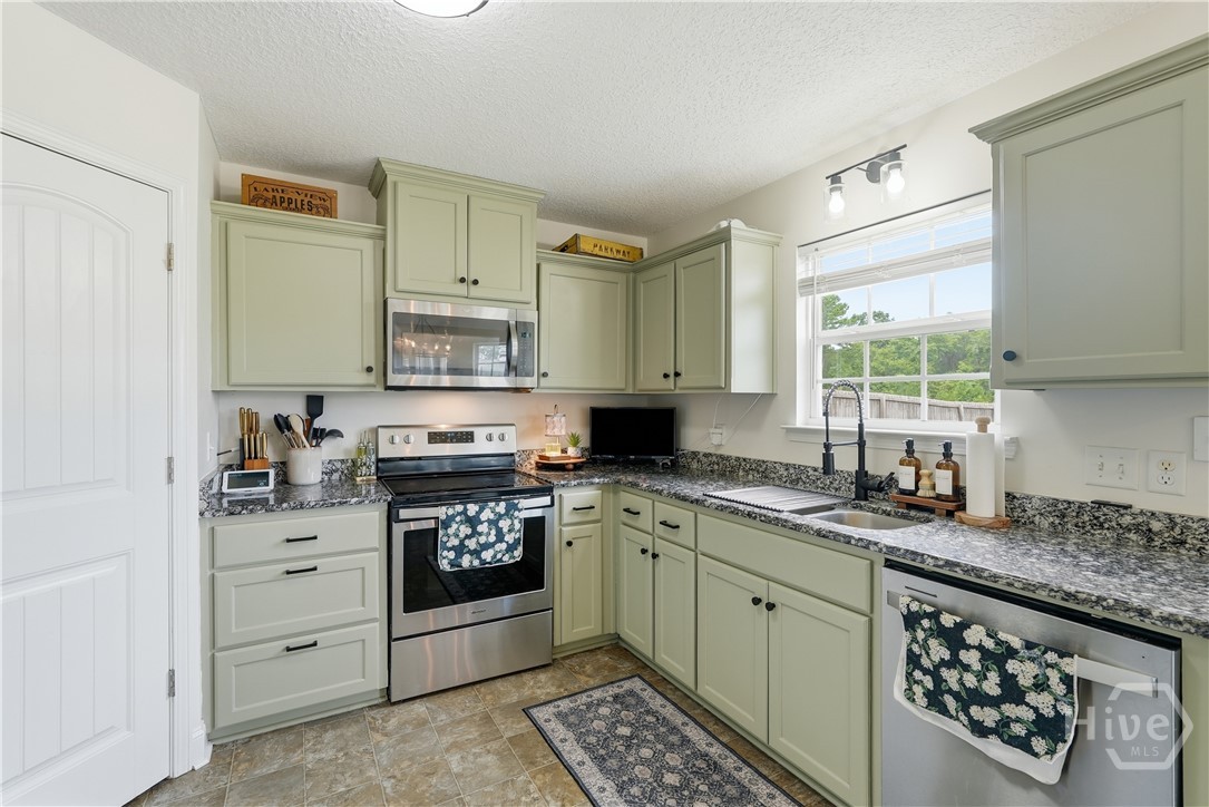 84 Autumn Rift Road Property Photo 7