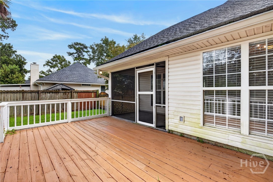 146 Steven Street Property Photo 38