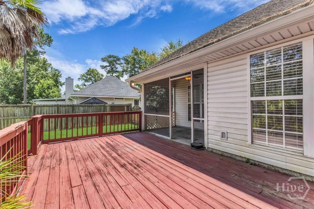 146 Steven Street Property Photo 47