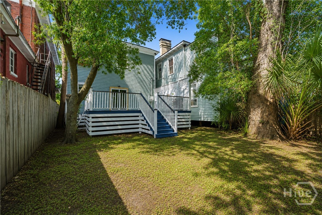 541 E Park Avenue Property Photo 33