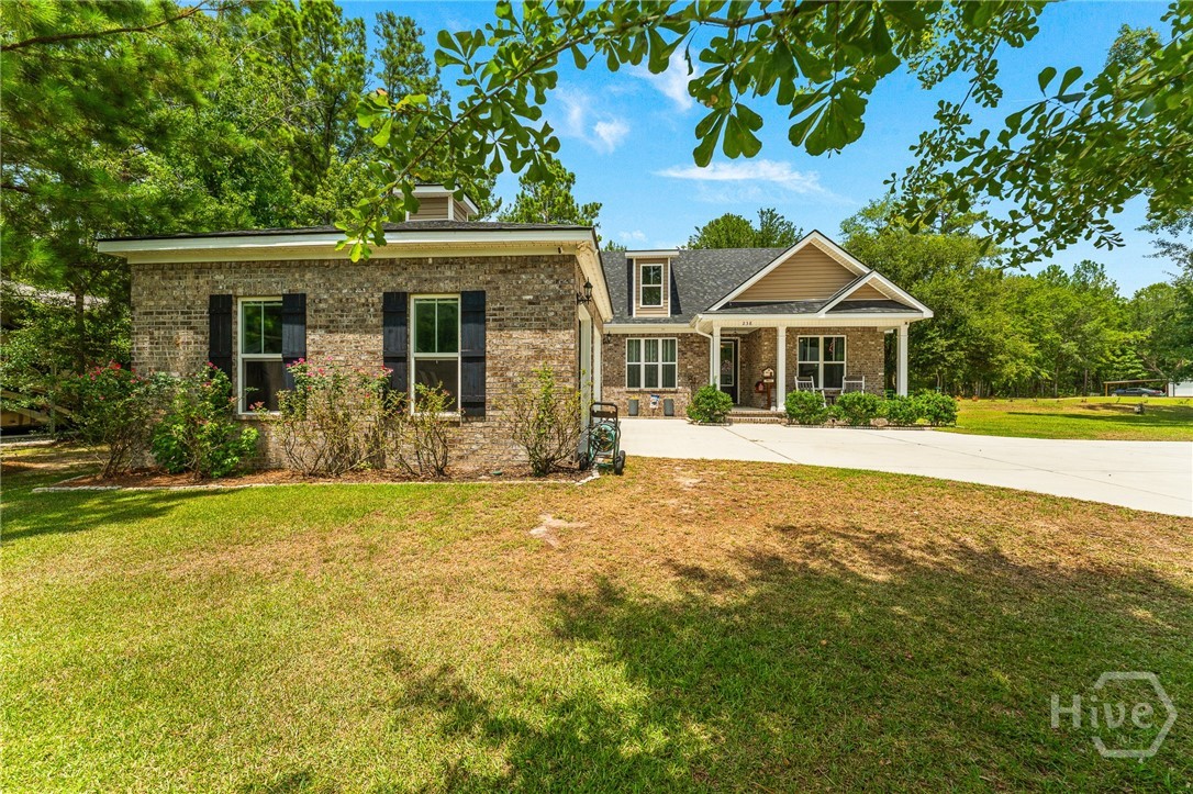 238 Dean Drive Property Photo 2