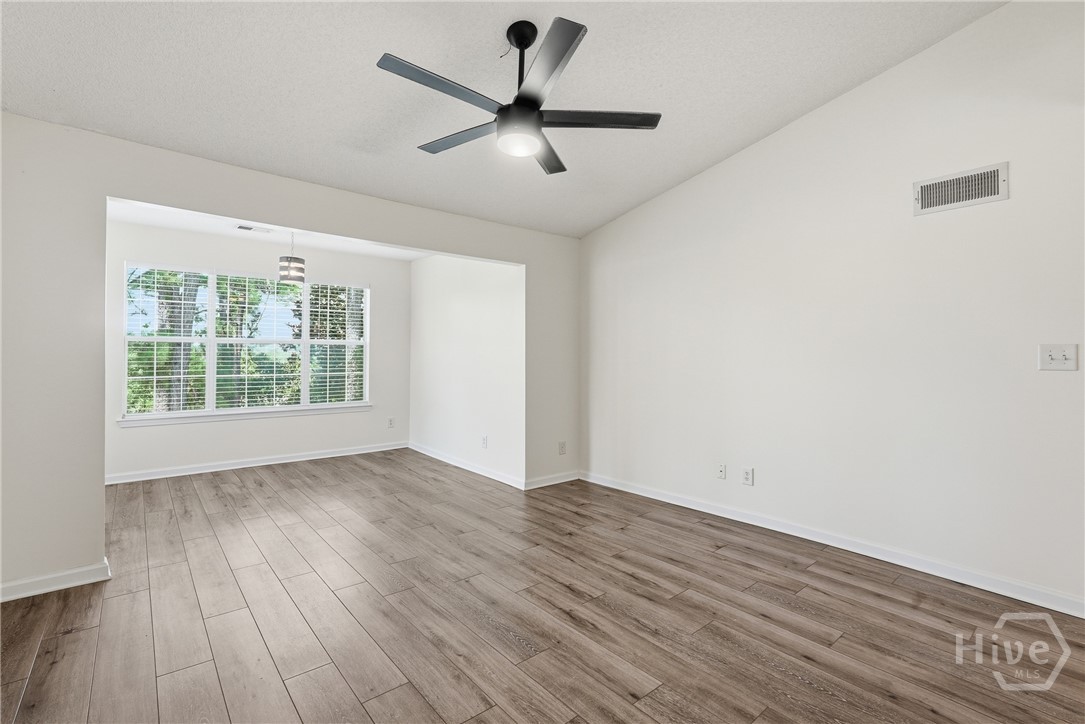 3302 Walden Park Drive Property Photo 12