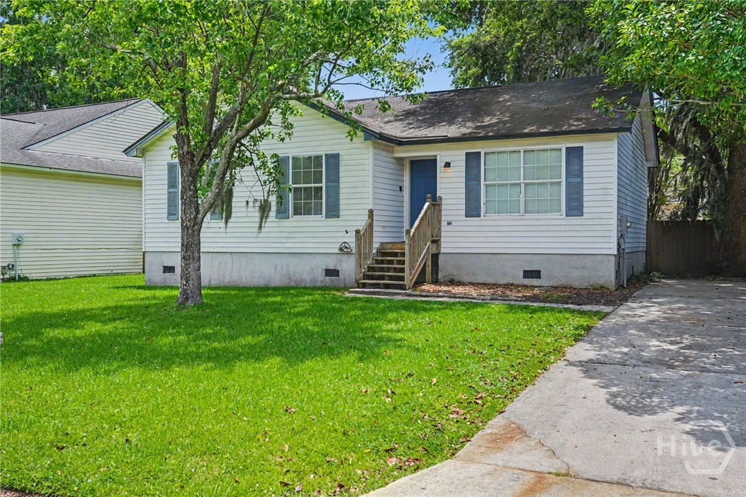 111 Crossover Lane Property Photo 5