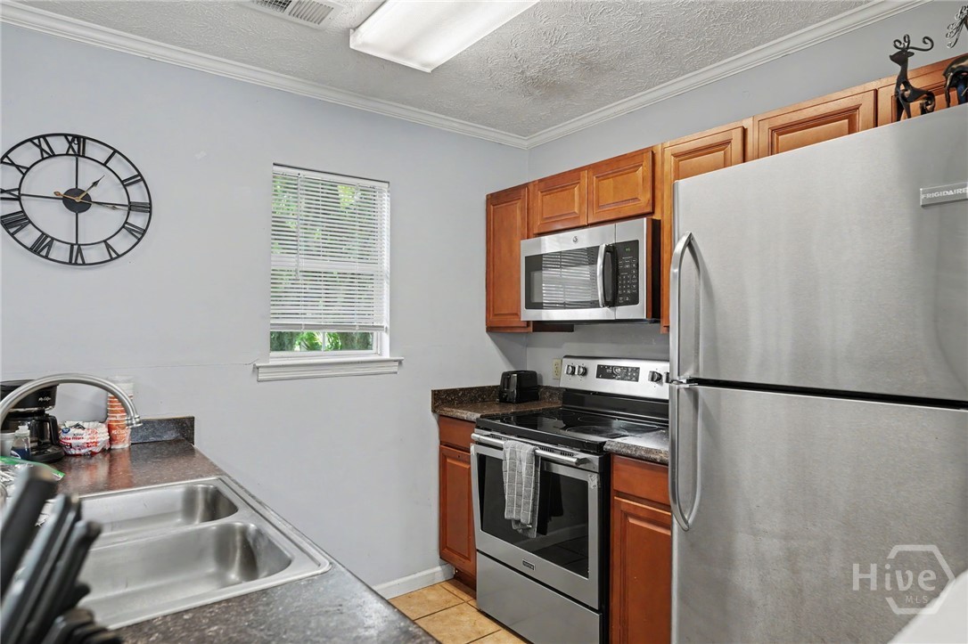 111 Crossover Lane Property Photo 14
