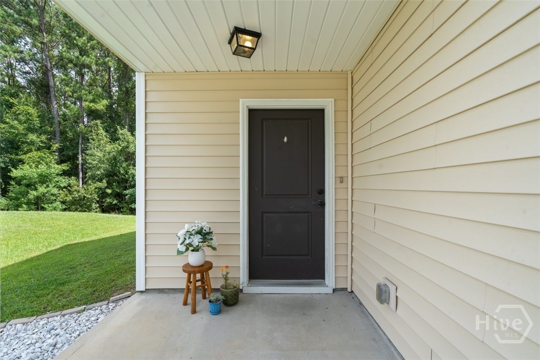 223 Bellflower Circle Property Photo 3