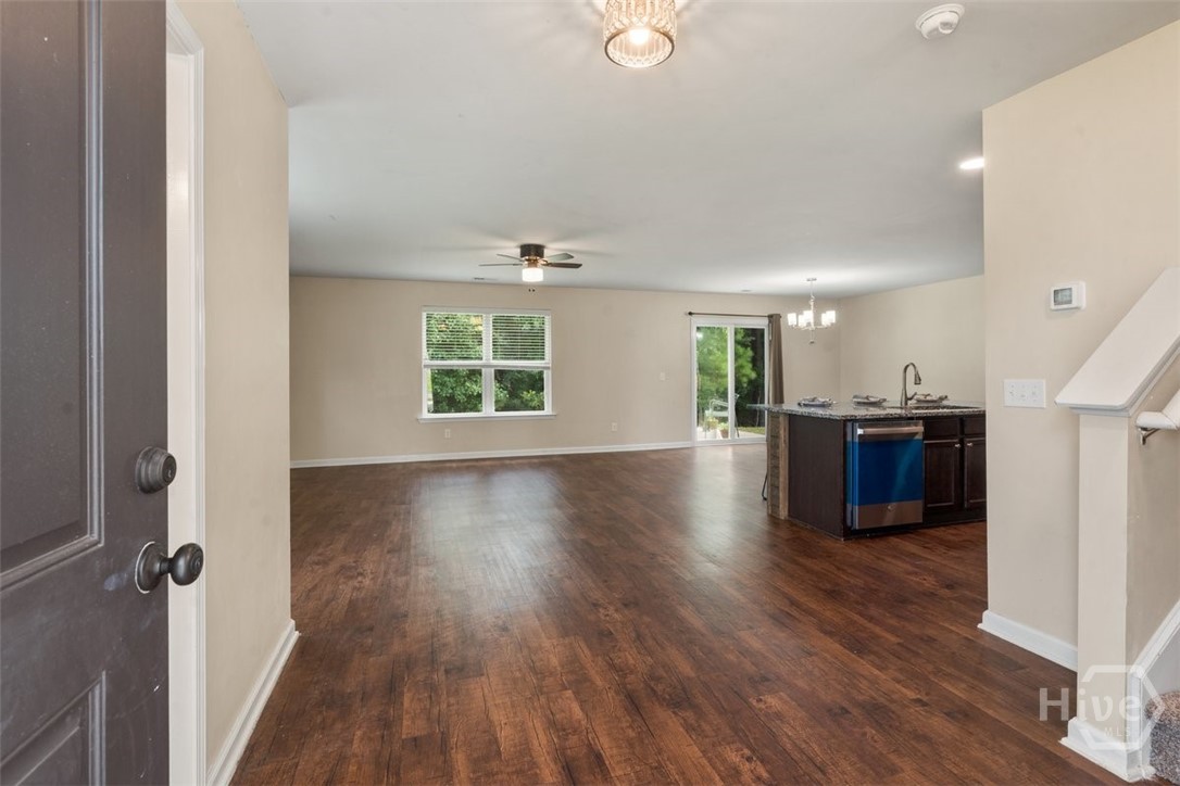 223 Bellflower Circle Property Photo 4