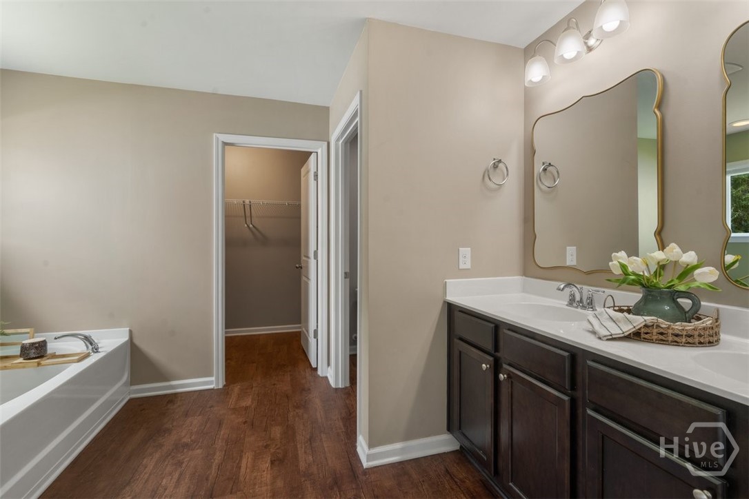223 Bellflower Circle Property Photo 16