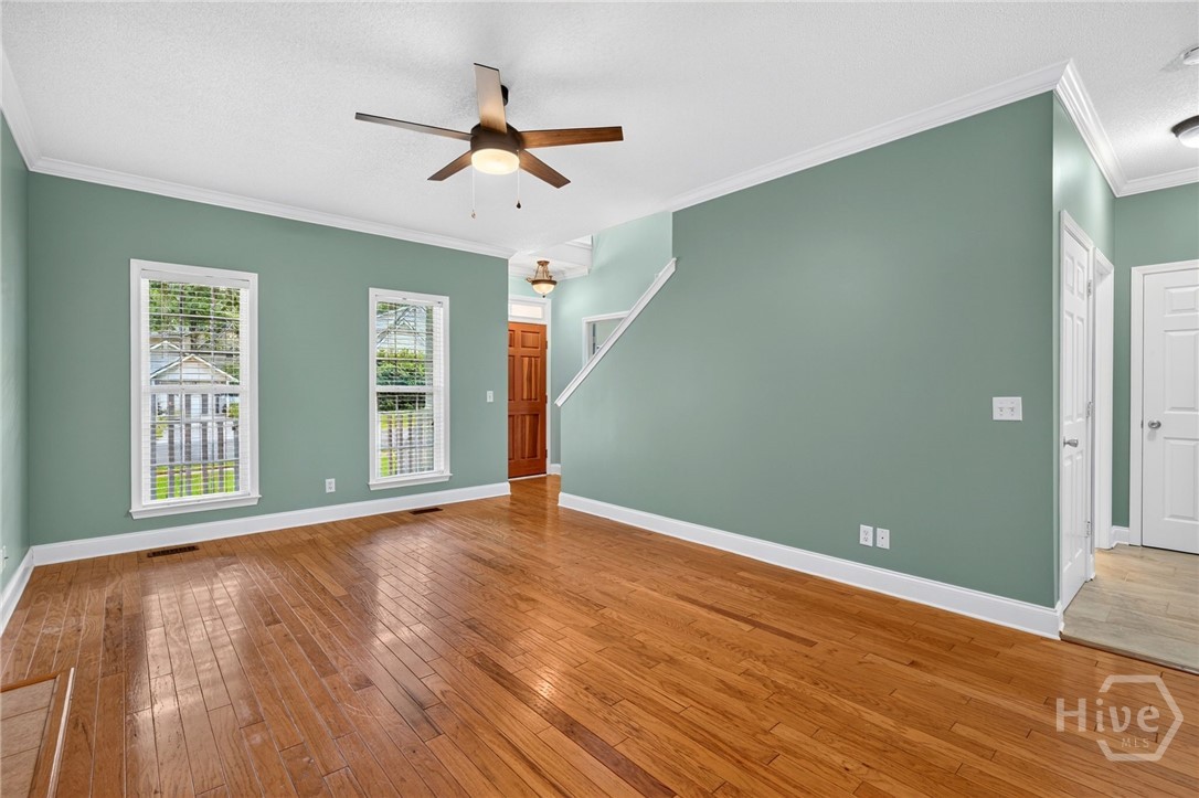 19 Cottage Court Property Photo 10