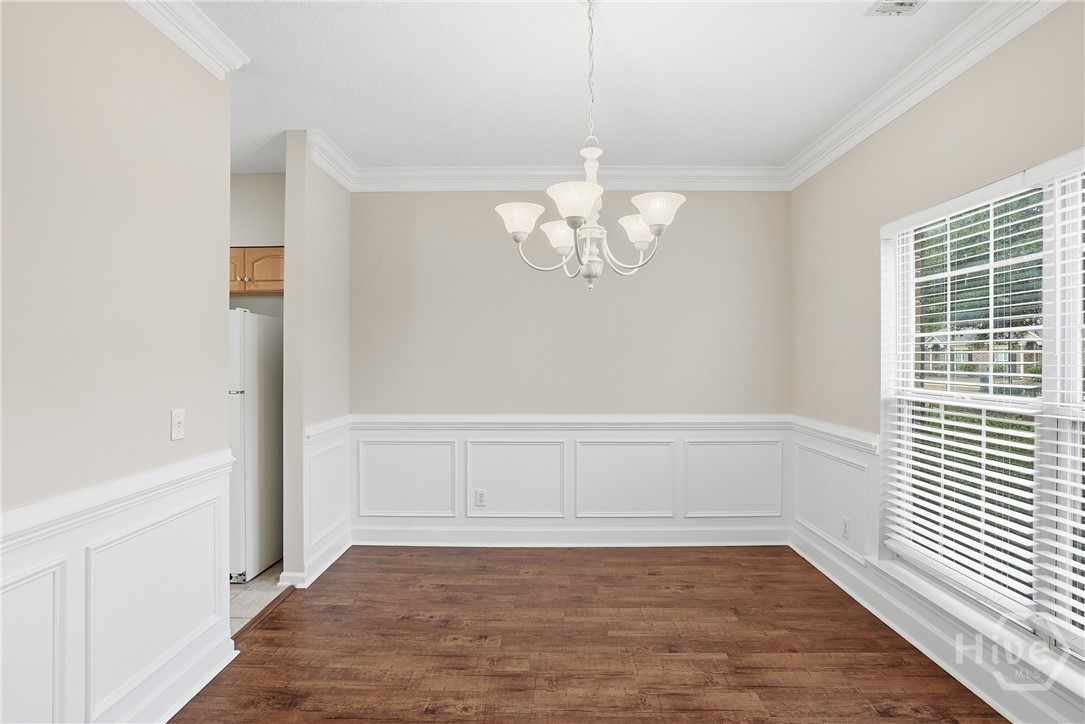 108 Coach House Square Property Photo 7