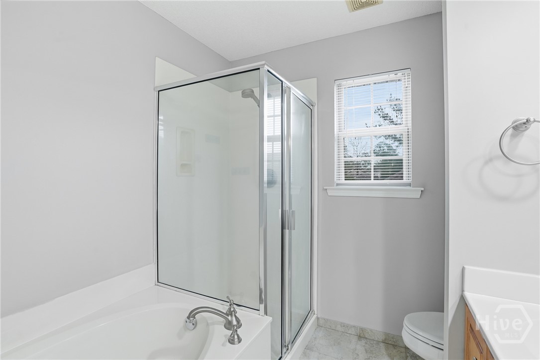 108 Coach House Square Property Photo 23