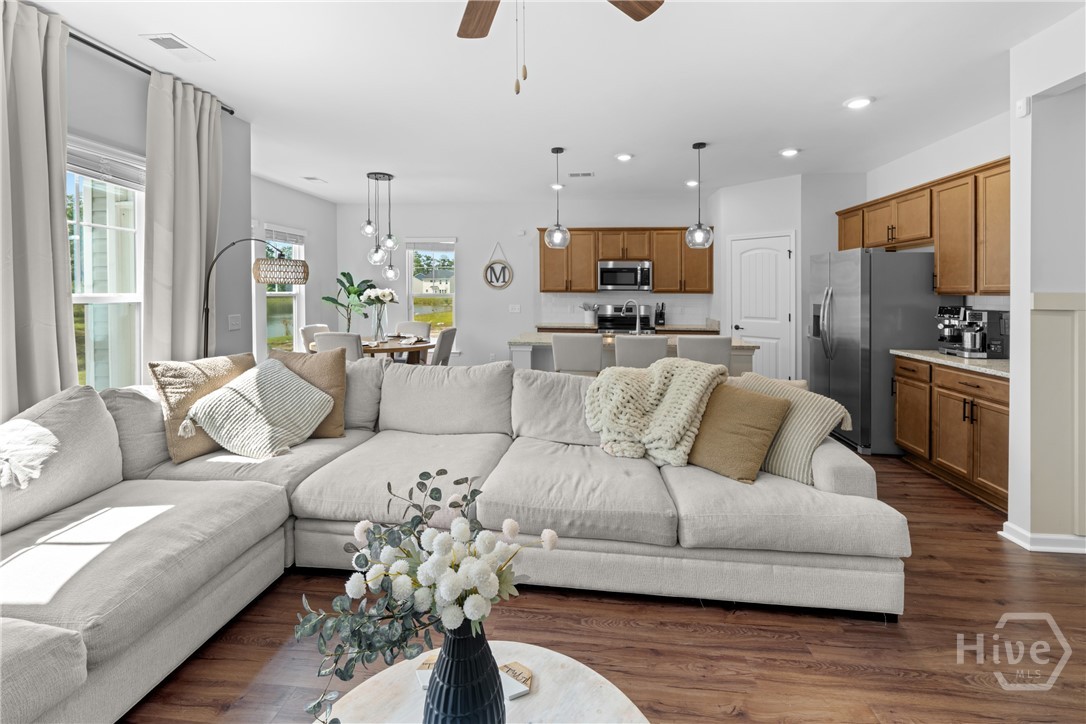 20 Jazz Drive Property Photo 8