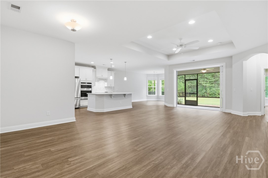40 Washington Way Property Photo 12