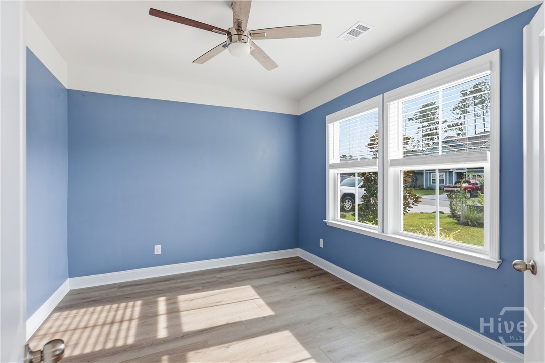 290 Monterey Loop Drive Property Photo 4