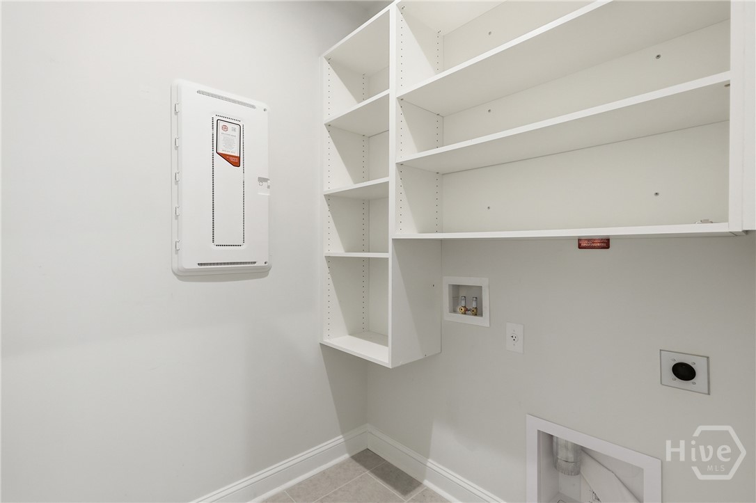 290 Monterey Loop Drive Property Photo 7