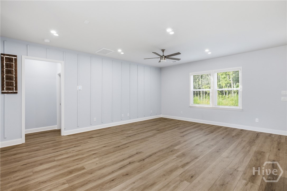 290 Monterey Loop Drive Property Photo 16