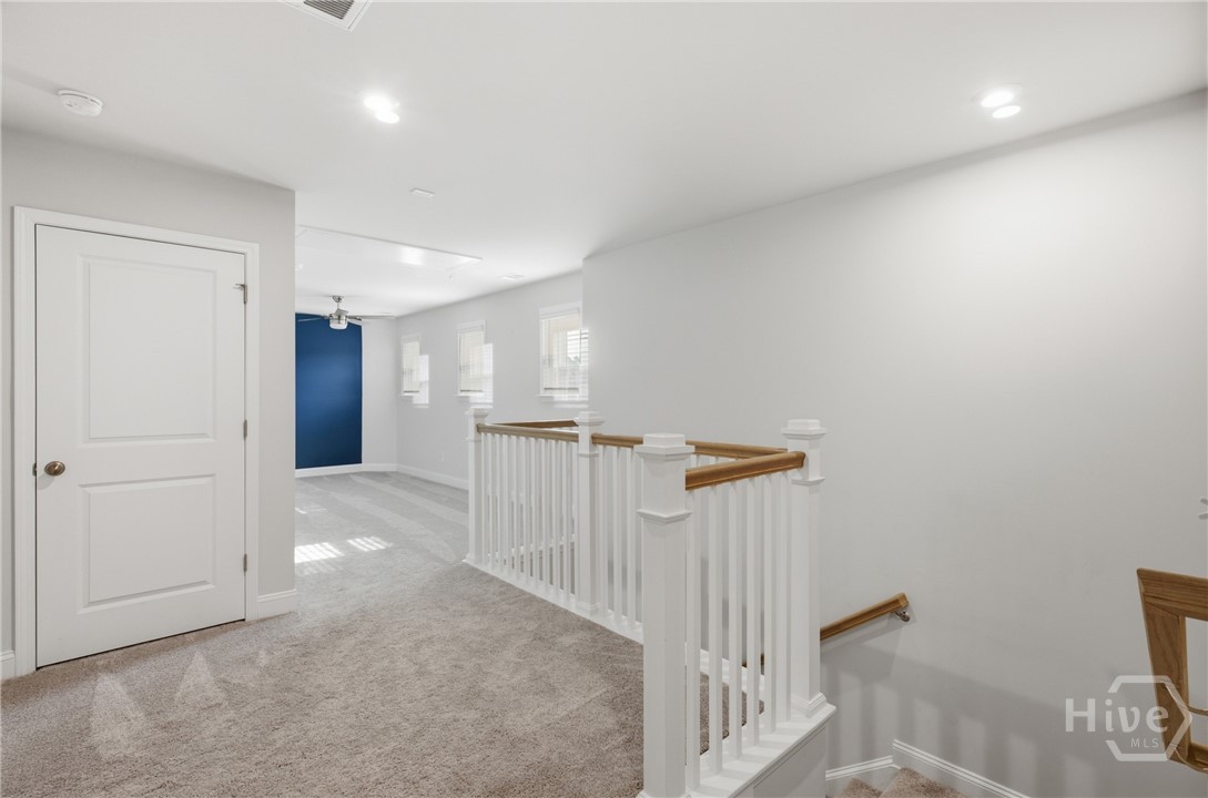 290 Monterey Loop Drive Property Photo 21