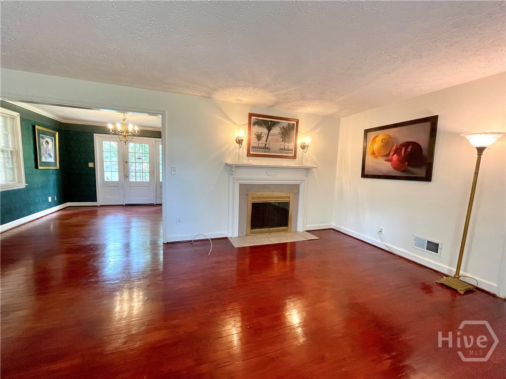 2 E 54th Street Property Photo 4