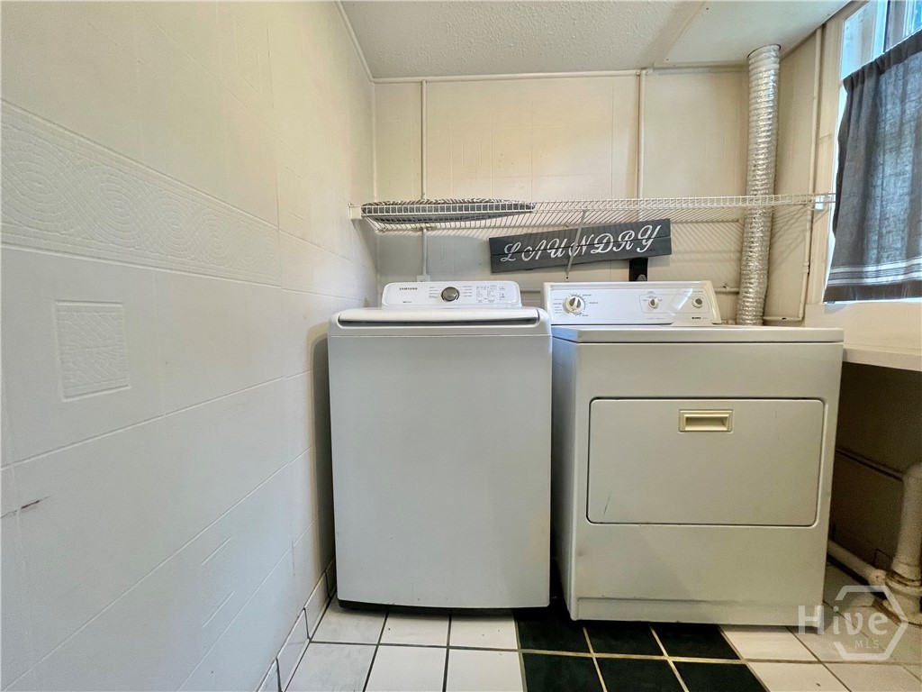 2 E 54th Street Property Photo 13