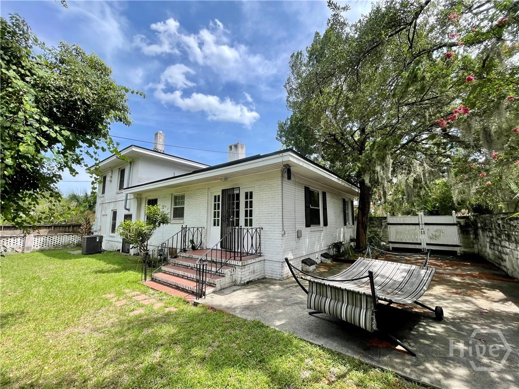 2 E 54th Street Property Photo 14