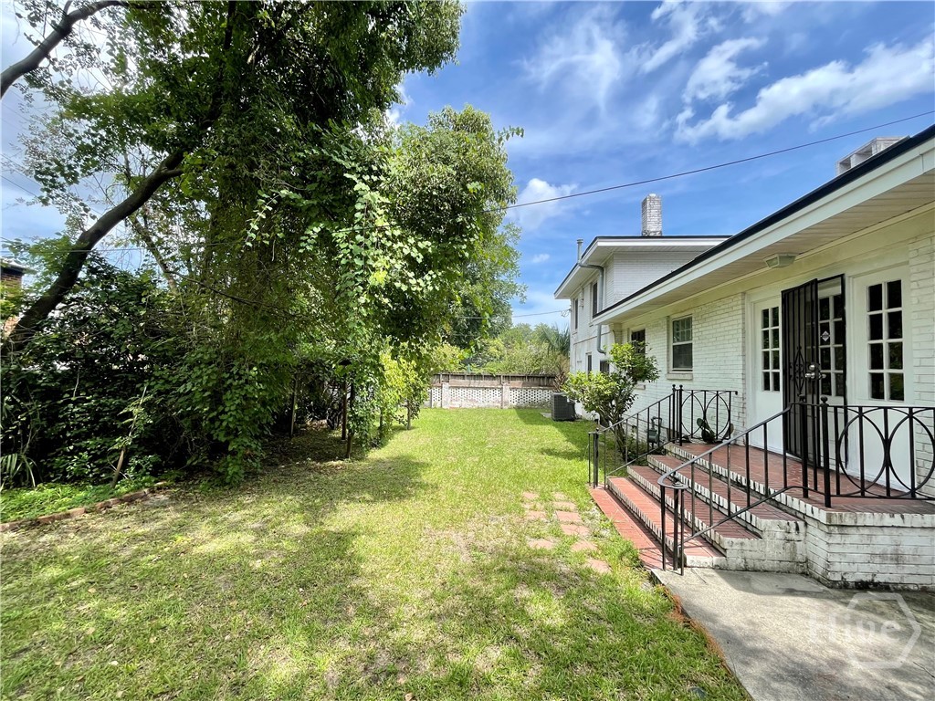 2 E 54th Street Property Photo 15