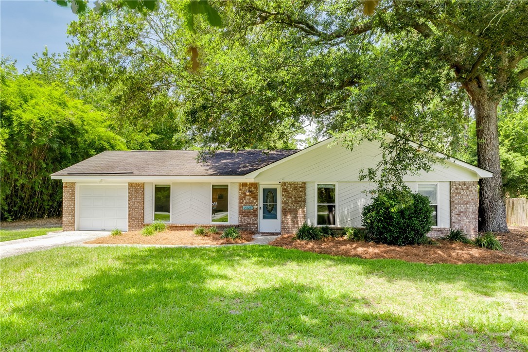 7325 Tropical Way Property Photo 1