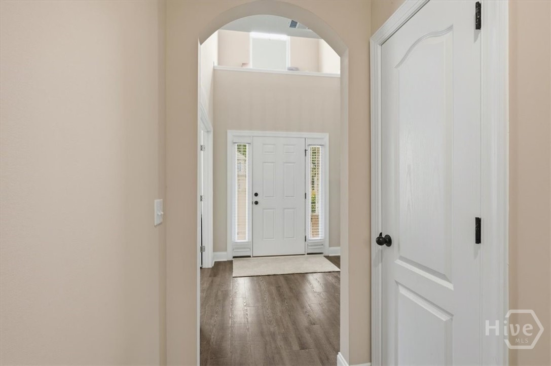 46 Oakmont Drive Property Photo 10