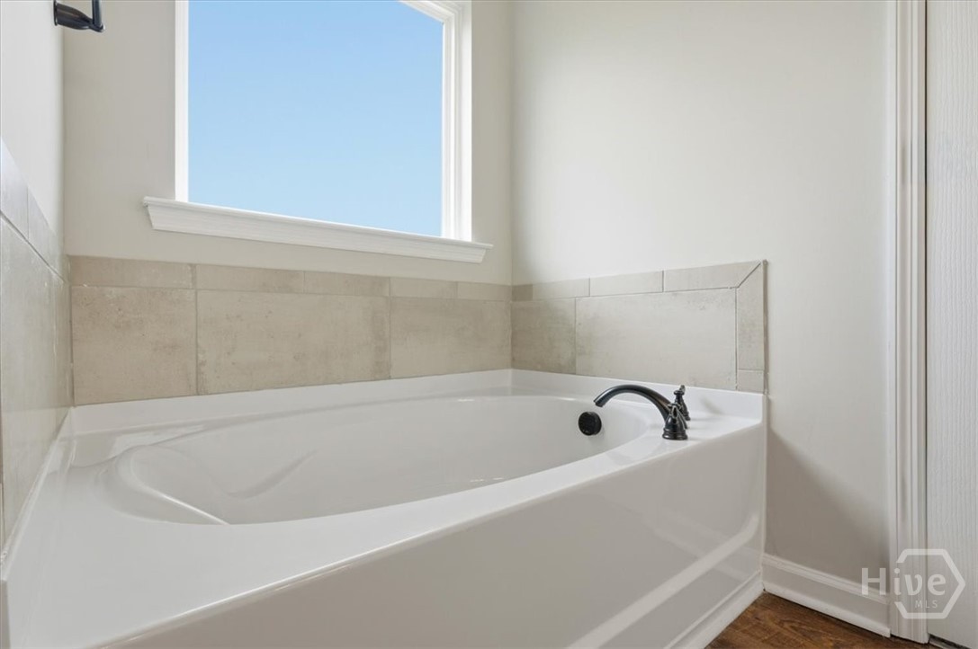 46 Oakmont Drive Property Photo 42