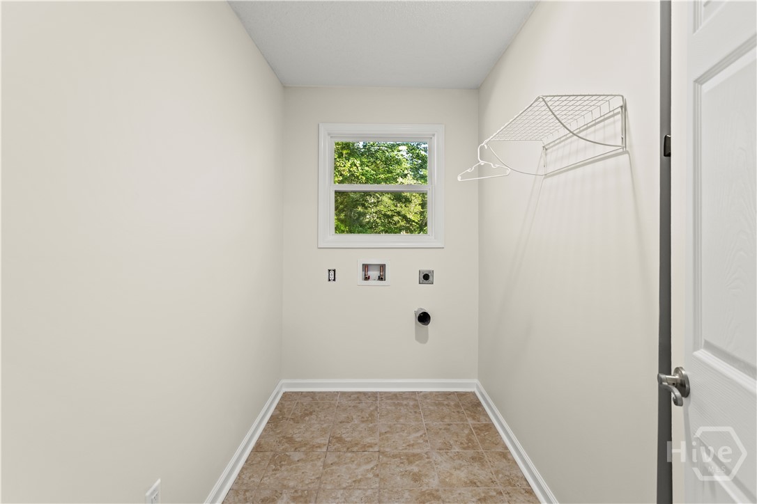 2600 Mccall Road Property Photo 10