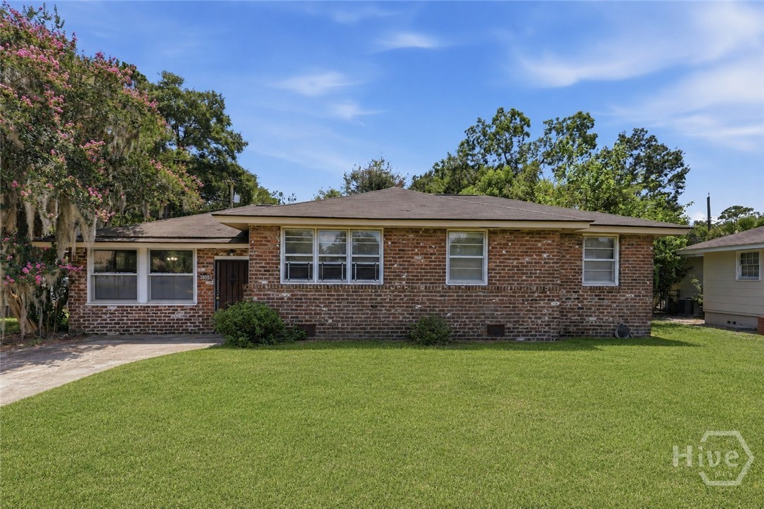 2359 Pinetree Road Property Photo 1
