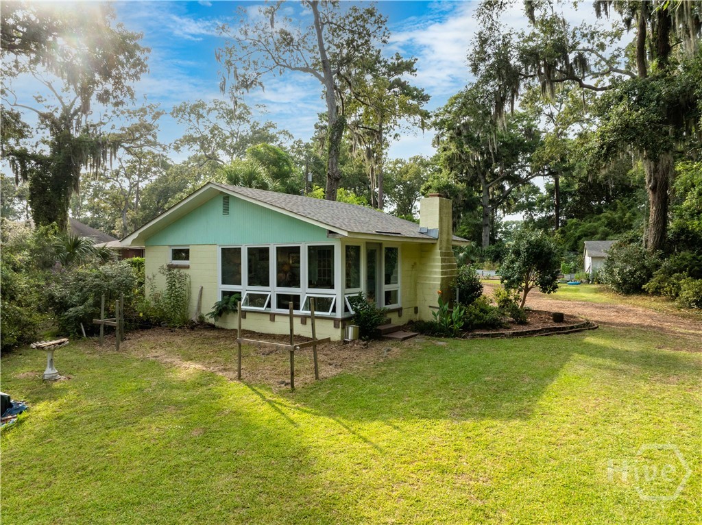 205 Suncrest Boulevard Property Photo 13