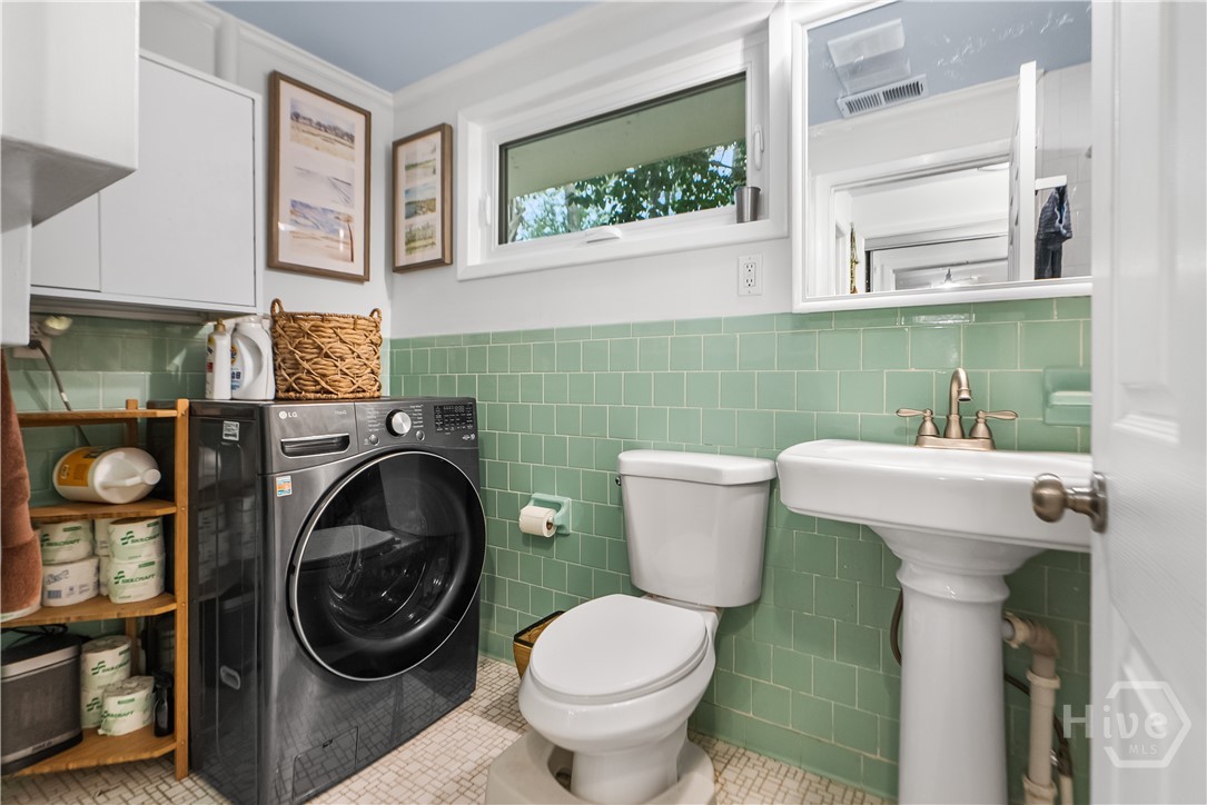 205 Suncrest Boulevard Property Photo 28